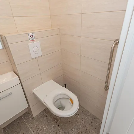 Rural Olive Krka- 4 Bedrooms, 3 Bathrooms, Private Pool, Park Krka 10 Min Villa Ljubotic