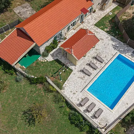 Villa Rural Olive Krka- 4 Bedrooms, 3 Bathrooms, Private Pool, Park Krka 10 Min Ljubotic