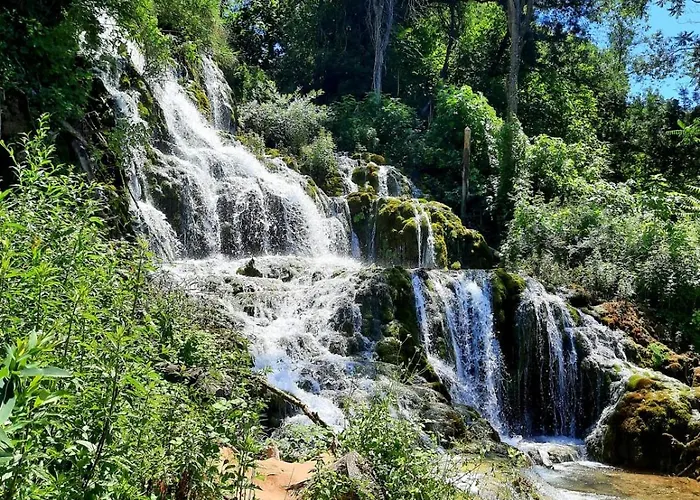 Rural Olive Krka- 4 Bedrooms, 3 Bathrooms, Private Pool, Park Krka 10 Min